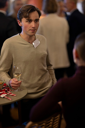 LLP_6867