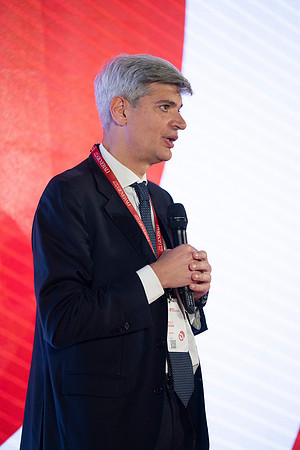 LLP_4084