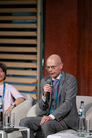 LLP_6570