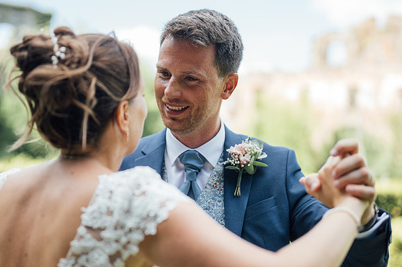 LLP_1086