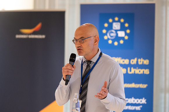 LLP_5876