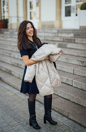 LLP_3877
