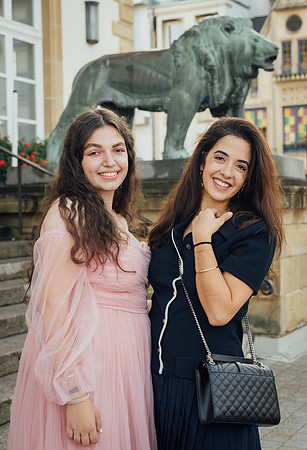 LLP_3909