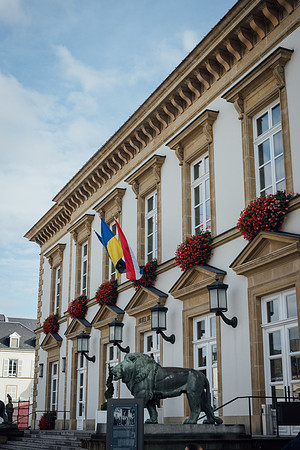 LLP_3812