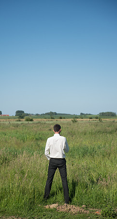 LLP_0563